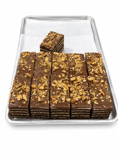 قطع سنيكرز